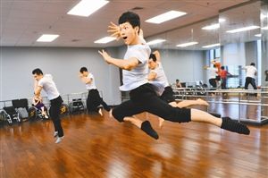 十大外围足球平台app手机版