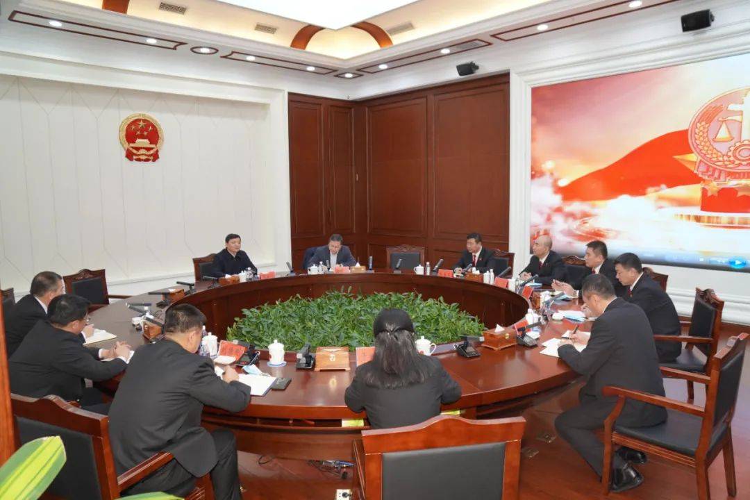 【十大外围足球大平台】
黑龙江牡丹江市委书记杨廷双赴牡丹江中级法院走访座谈(图5) 【十大外围足球大平台】
黑龙江牡丹江市委书记杨廷双赴牡丹江中级法院走访座谈(图5)