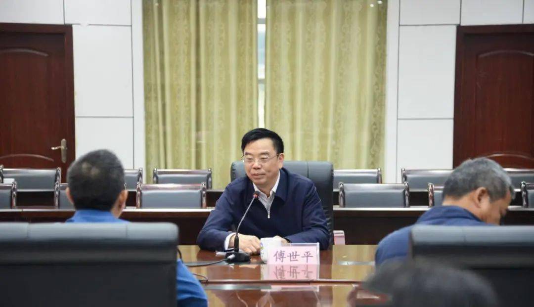 十大外围足球平台app:
省委编办调研组到萍乡市自然资源和计划局调研机构革新事情(图8) 十大外围足球平台app:
省委编办调研组到萍乡市自然资源和计划局调研机构革新事情(图8)