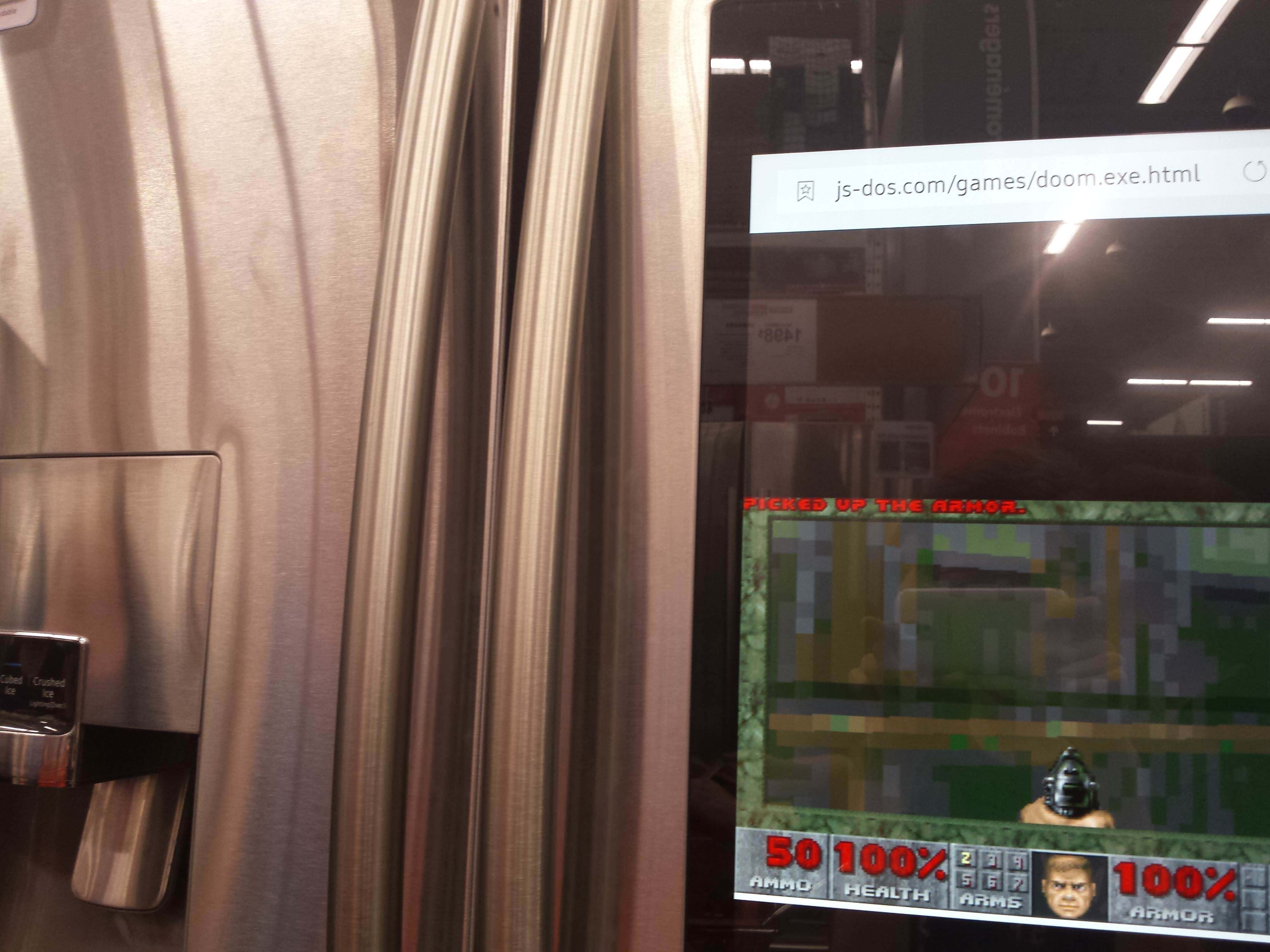 ‘十大外围足球平台app手机版’
玩家使用电脑MOD 在《我的世界》游戏里玩到了《扑灭战士》(图6)